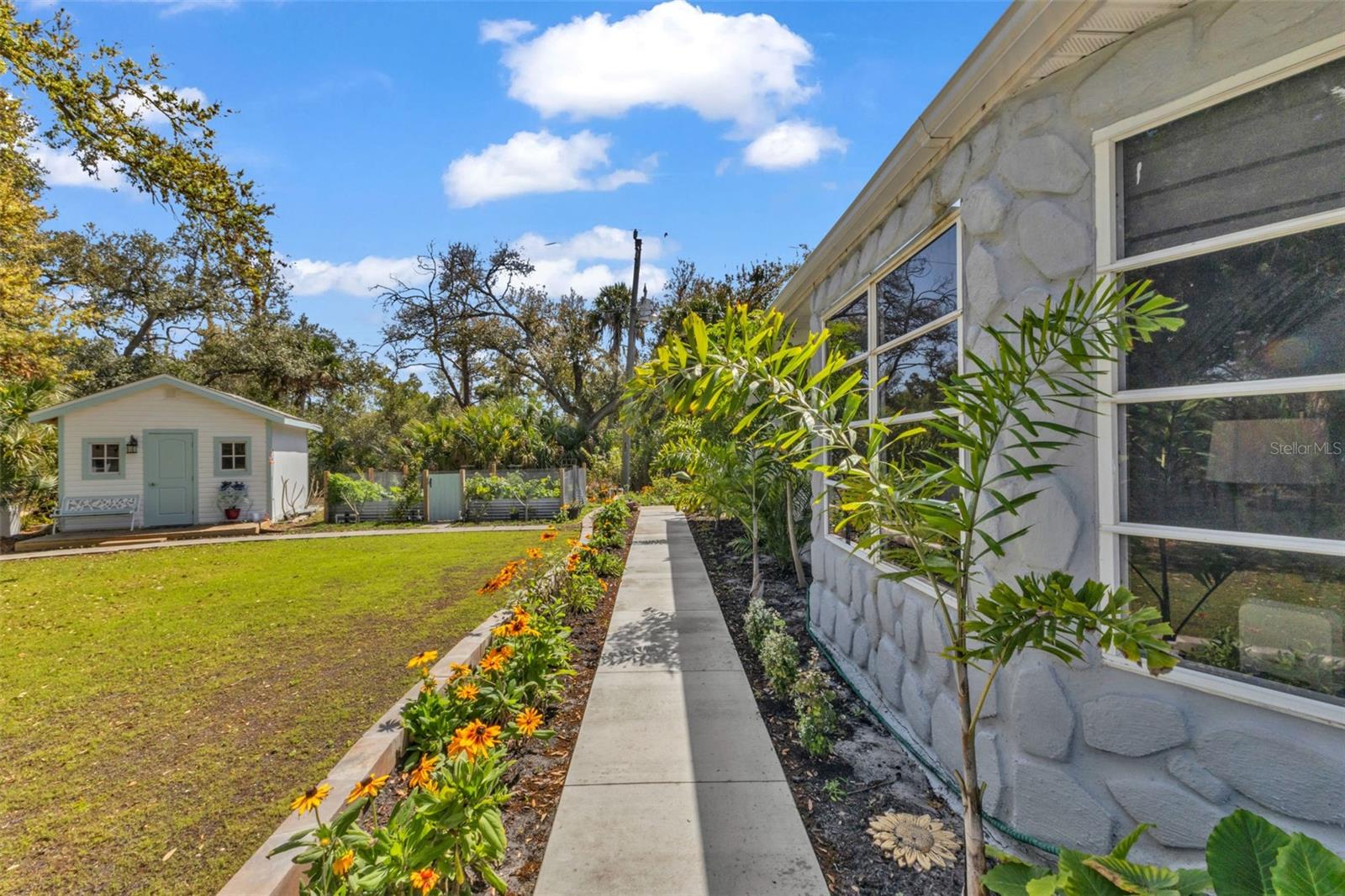 Image 36 of 55 For 15555 Maynard Avenue