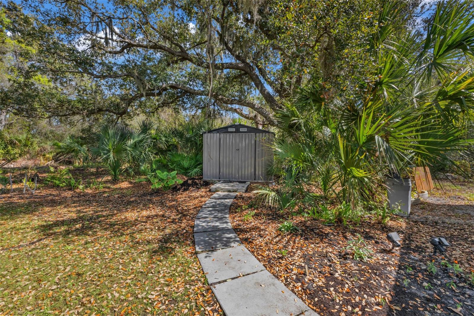 Image 45 of 55 For 15555 Maynard Avenue