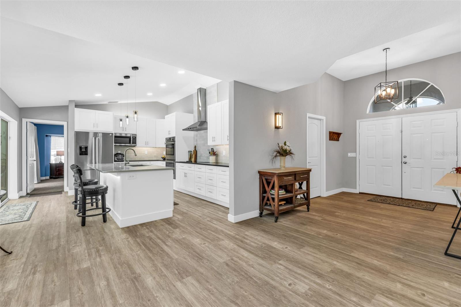 Image 6 of 55 For 15555 Maynard Avenue