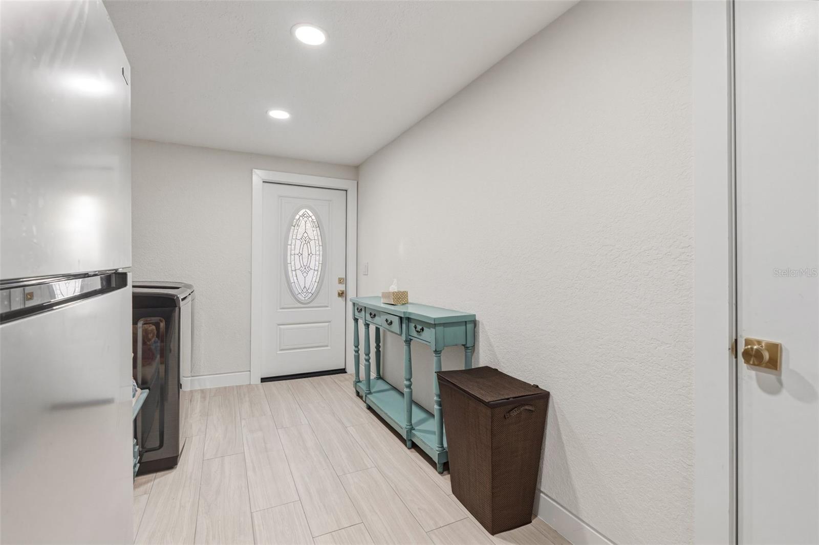 Image 13 of 56 For 105 Leland Street Se