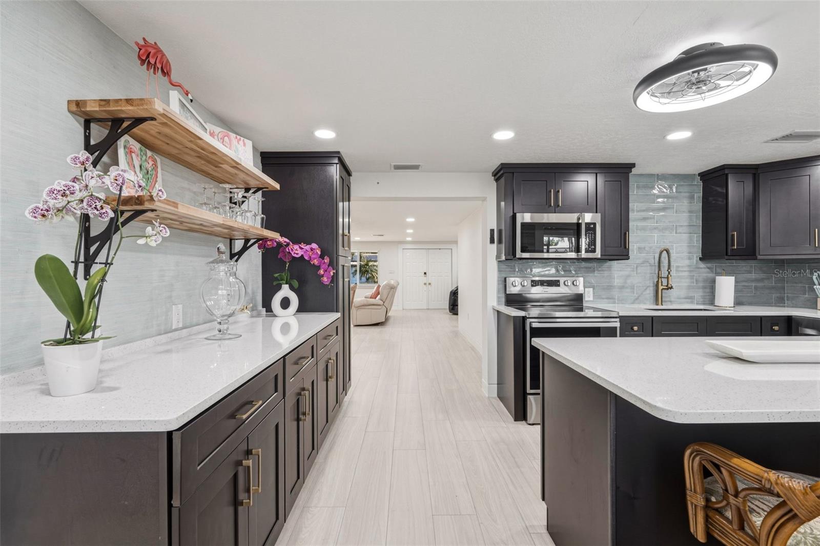 Image 24 of 56 For 105 Leland Street Se