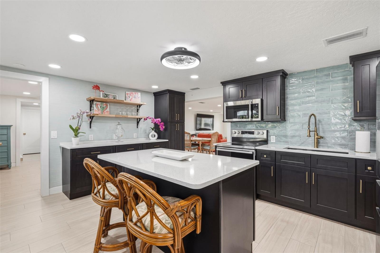 Image 25 of 56 For 105 Leland Street Se