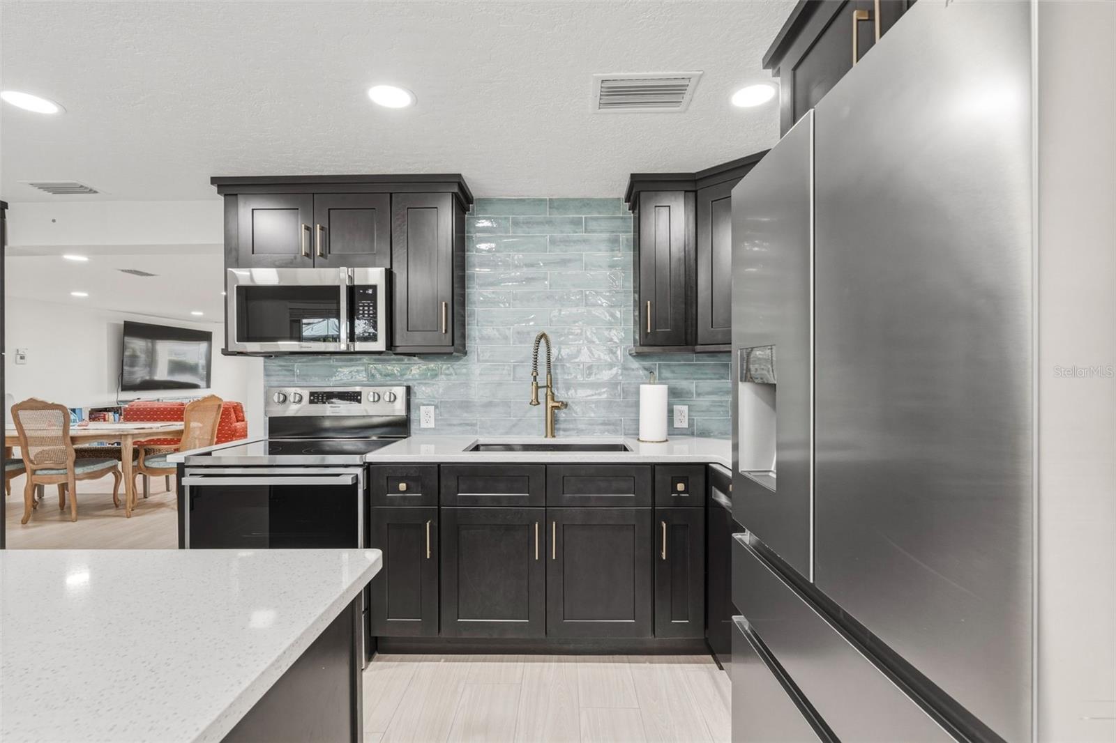 Image 26 of 56 For 105 Leland Street Se