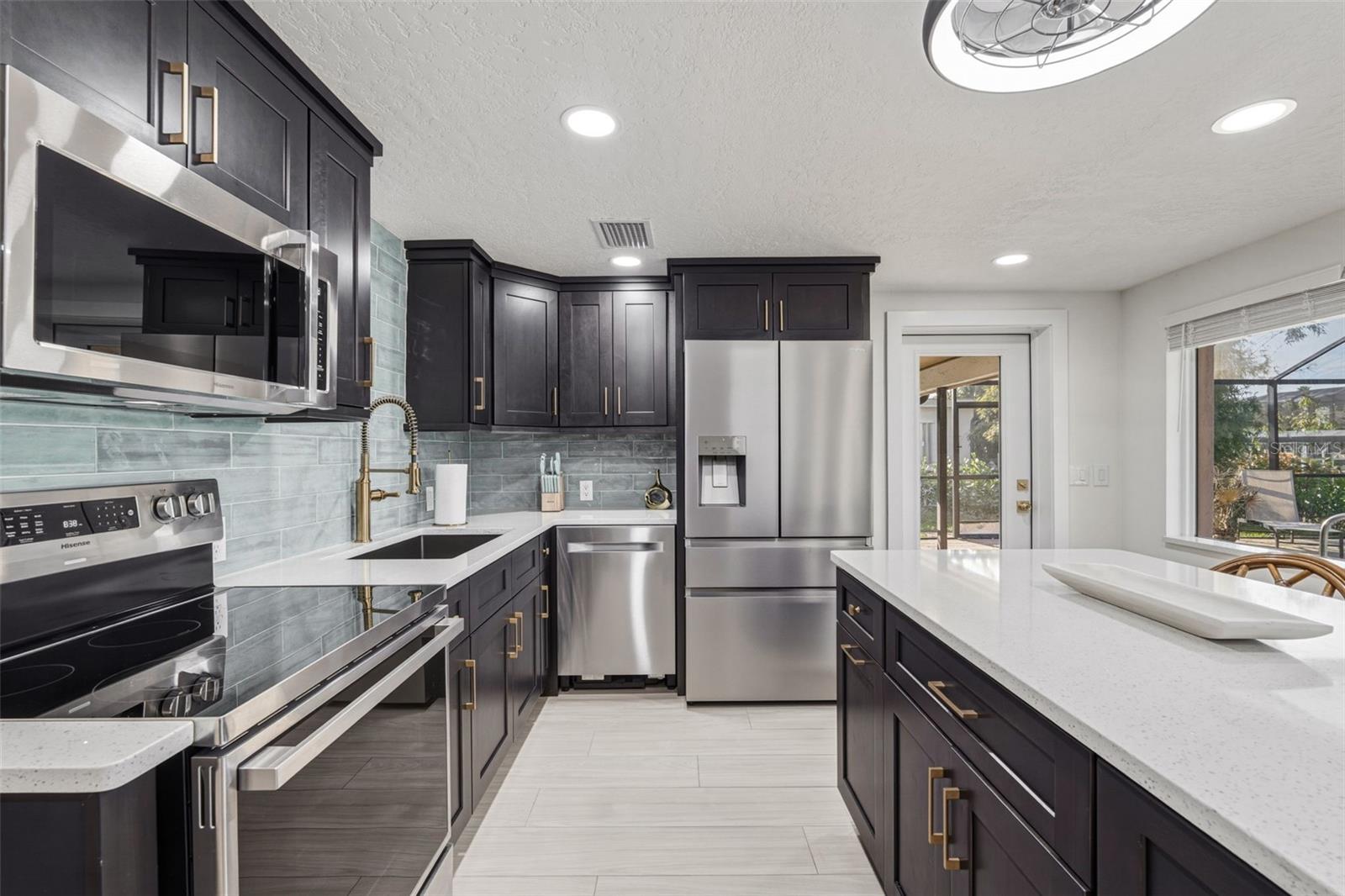 Image 27 of 56 For 105 Leland Street Se