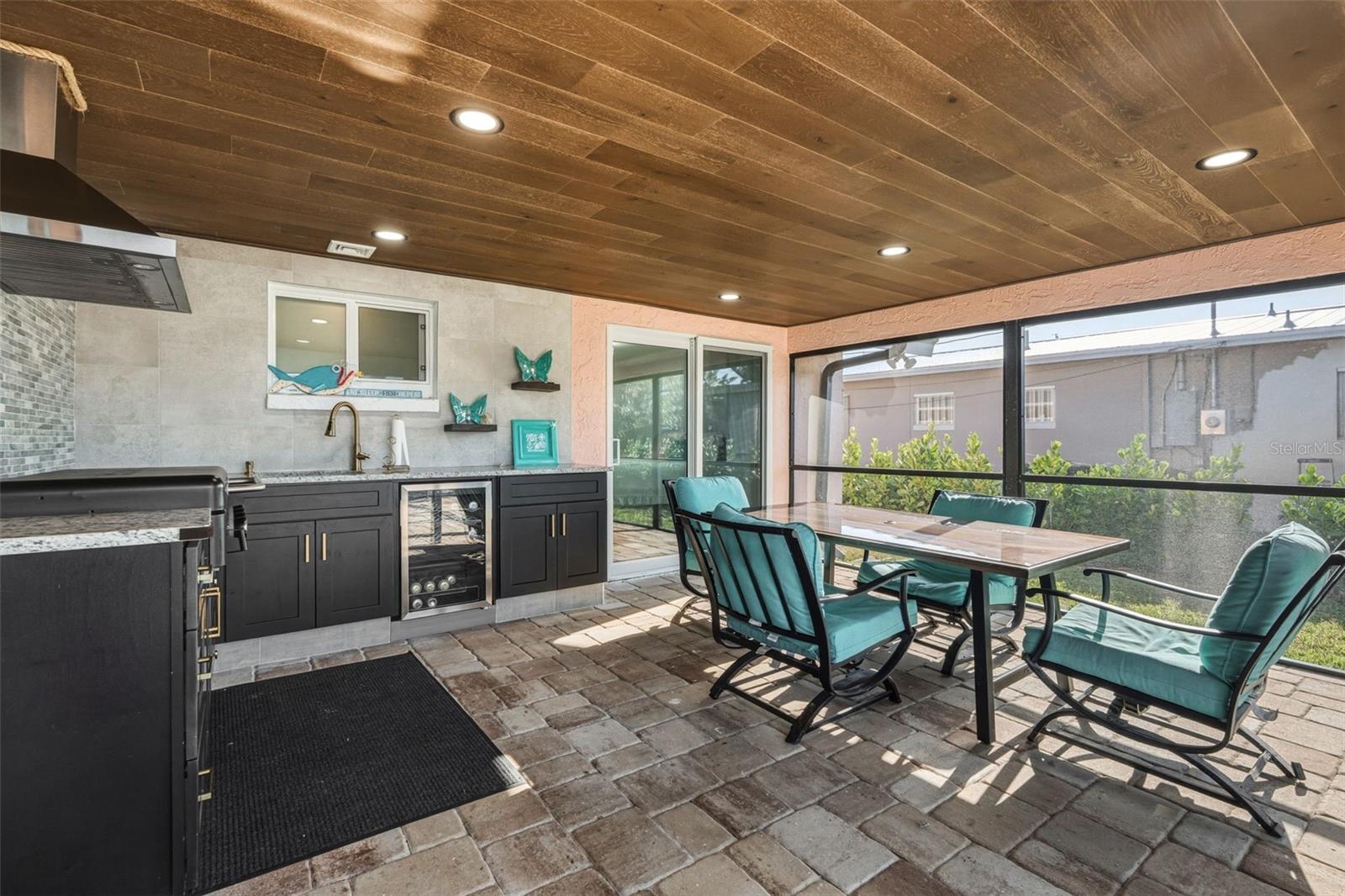 Image 37 of 56 For 105 Leland Street Se