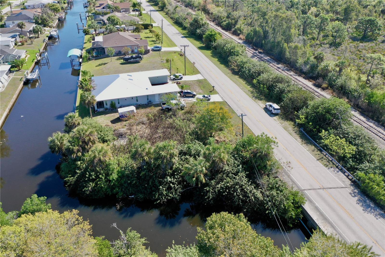 Image 7 of 25 For 2803 Riverside Drive