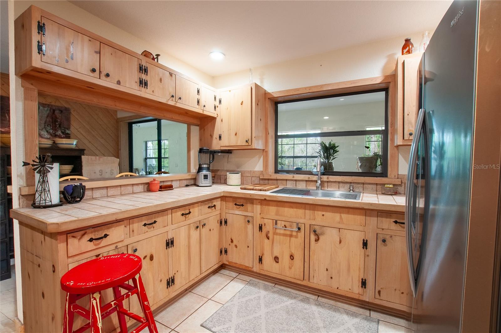 Image 15 of 29 For 2827 Creekwood Terrace