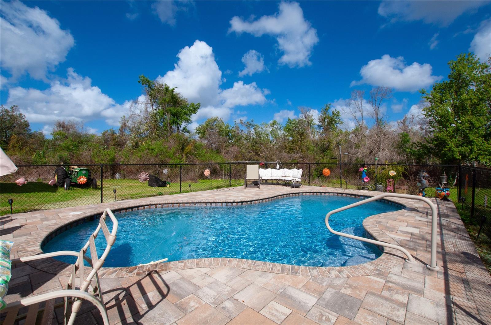 Image 6 of 29 For 2827 Creekwood Terrace