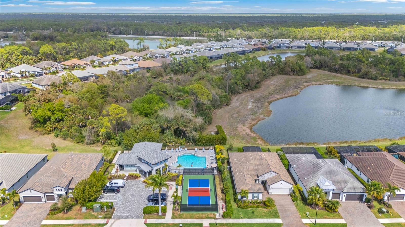 Image 87 of 98 For 19835 Bridgetown Loop