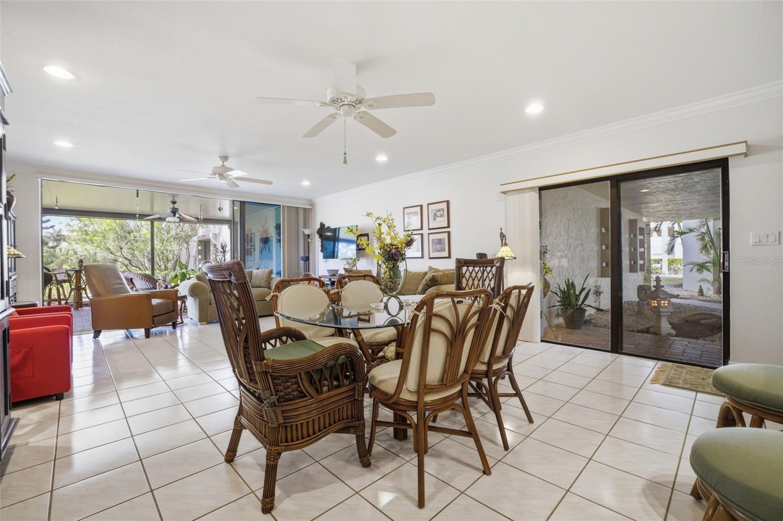 Image 7 of 34 For 3220 Southshore Drive 23a