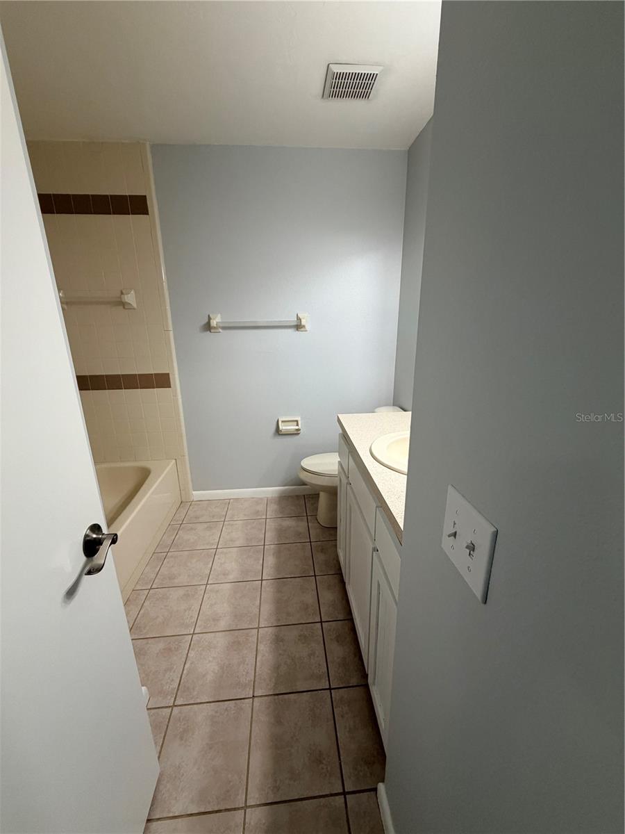 Image 20 of 41 For 920 Conecta Drive 2