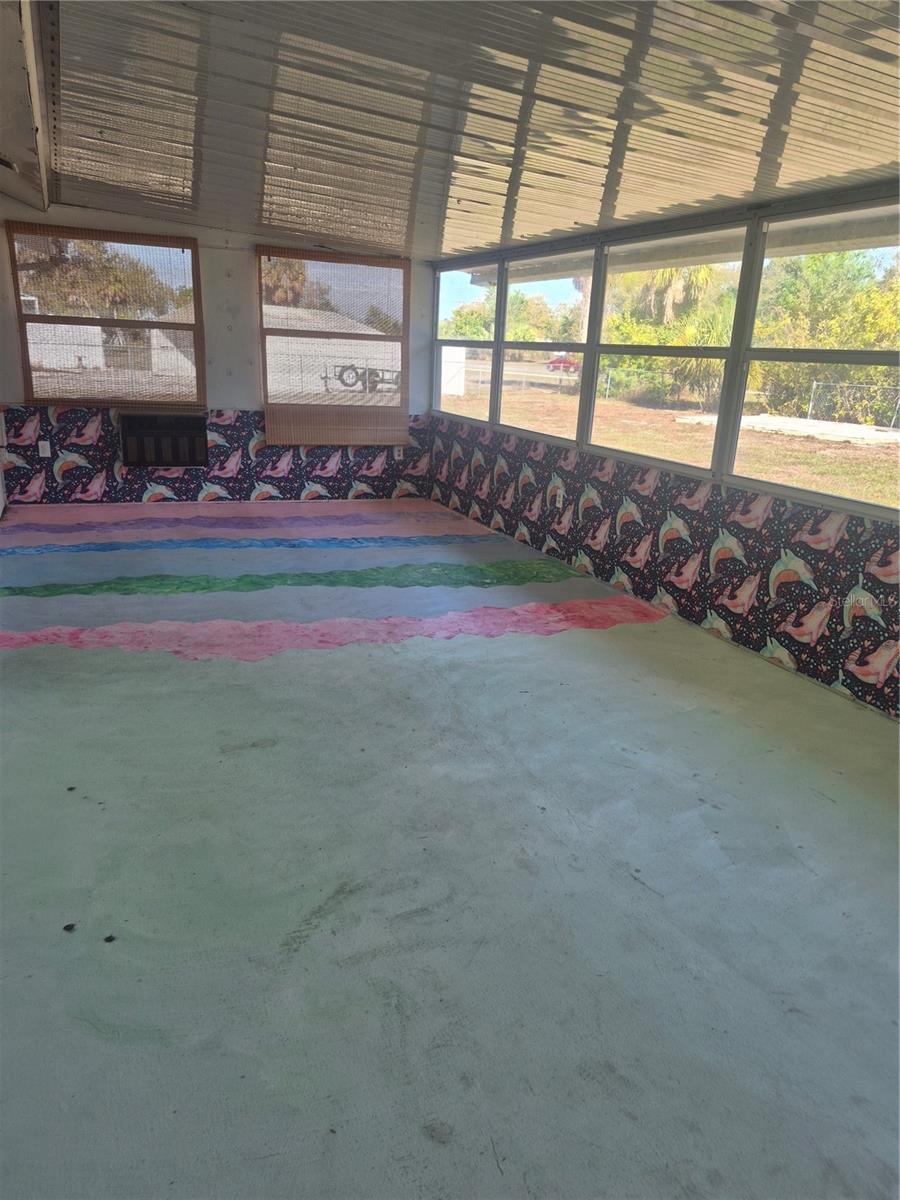 Image 25 of 27 For 5858 Kenwood Drive