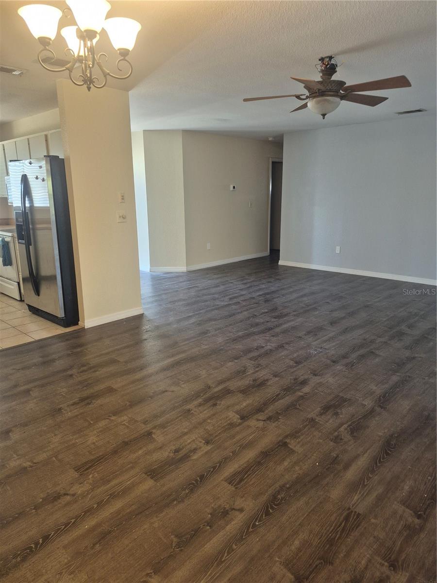 Image 8 of 27 For 5858 Kenwood Drive