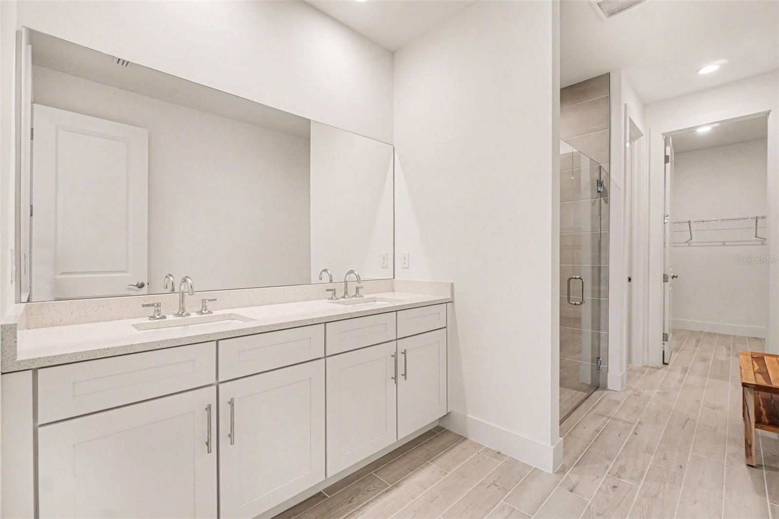 Image 14 of 77 For 44283 Panther Drive