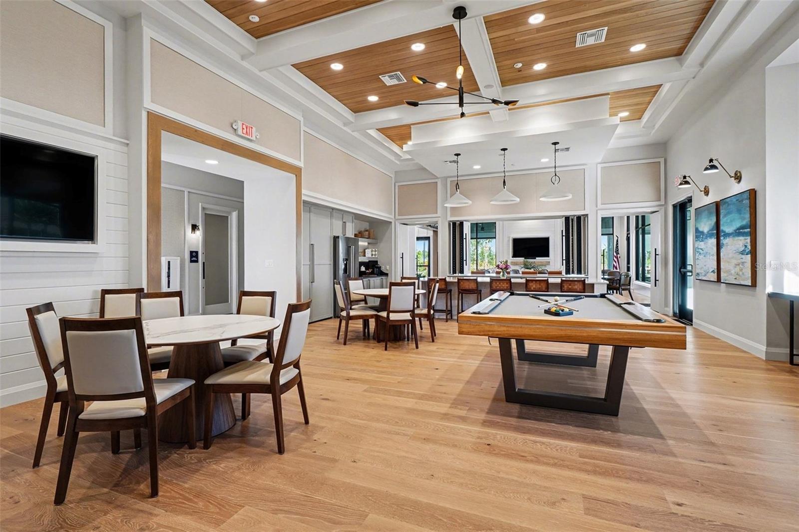 Image 42 of 77 For 44283 Panther Drive