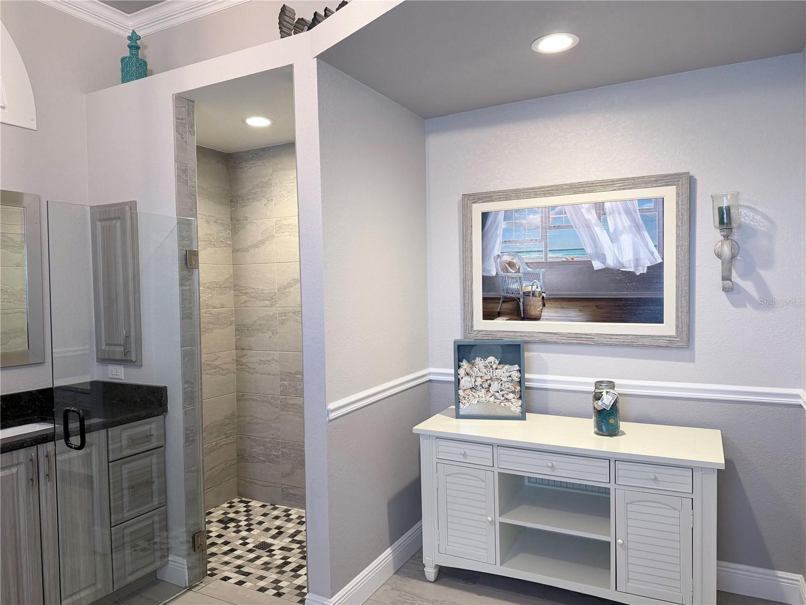 Image 15 of 31 For 1186 Sandy Street