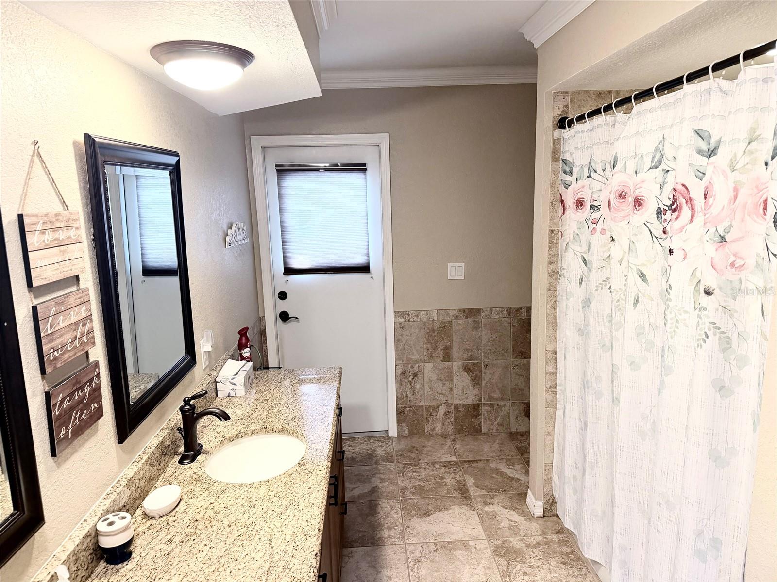 Image 21 of 31 For 1186 Sandy Street