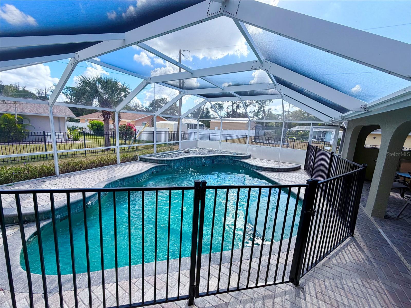 Image 3 of 31 For 1186 Sandy Street