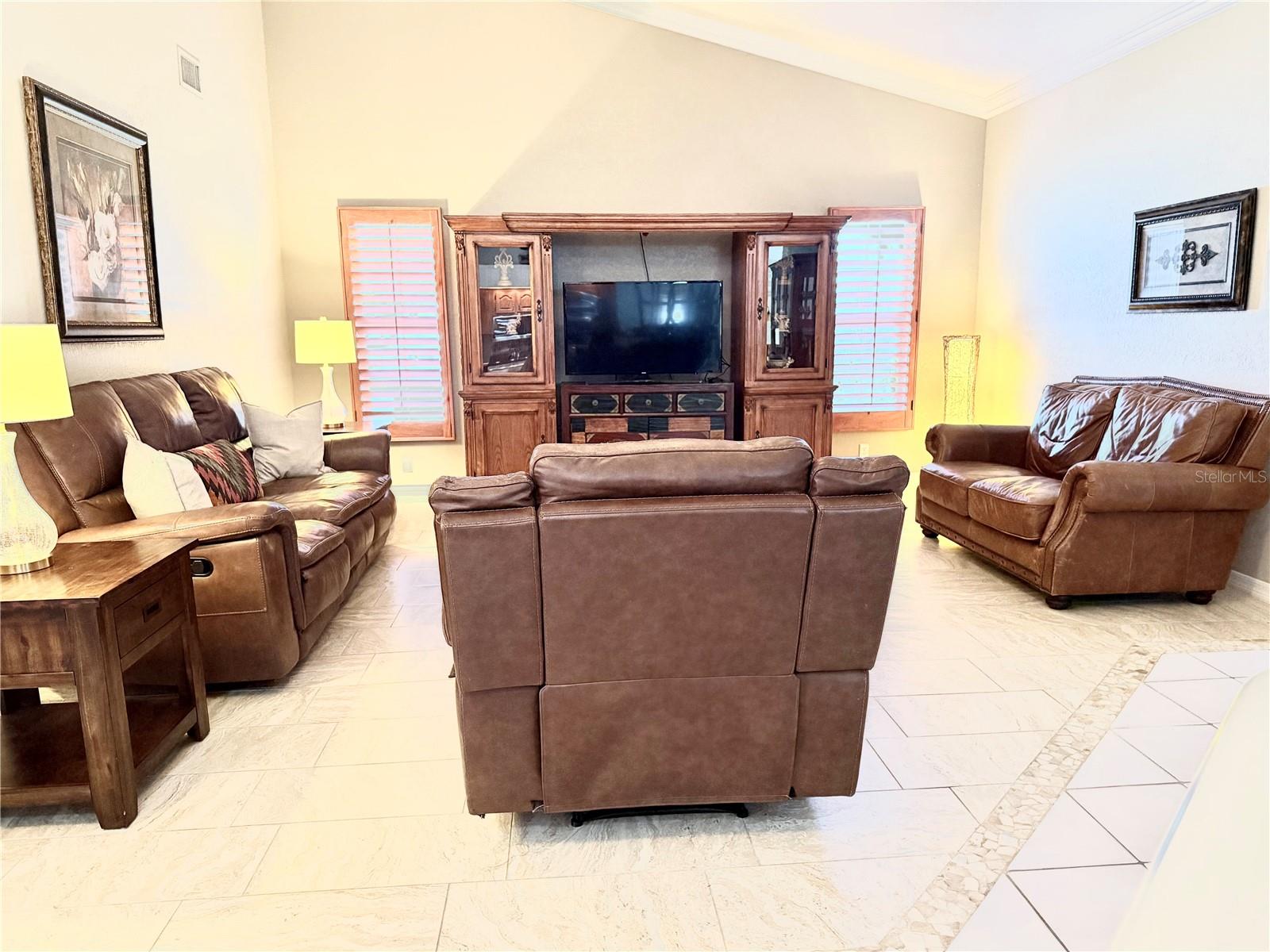 Image 5 of 31 For 1186 Sandy Street