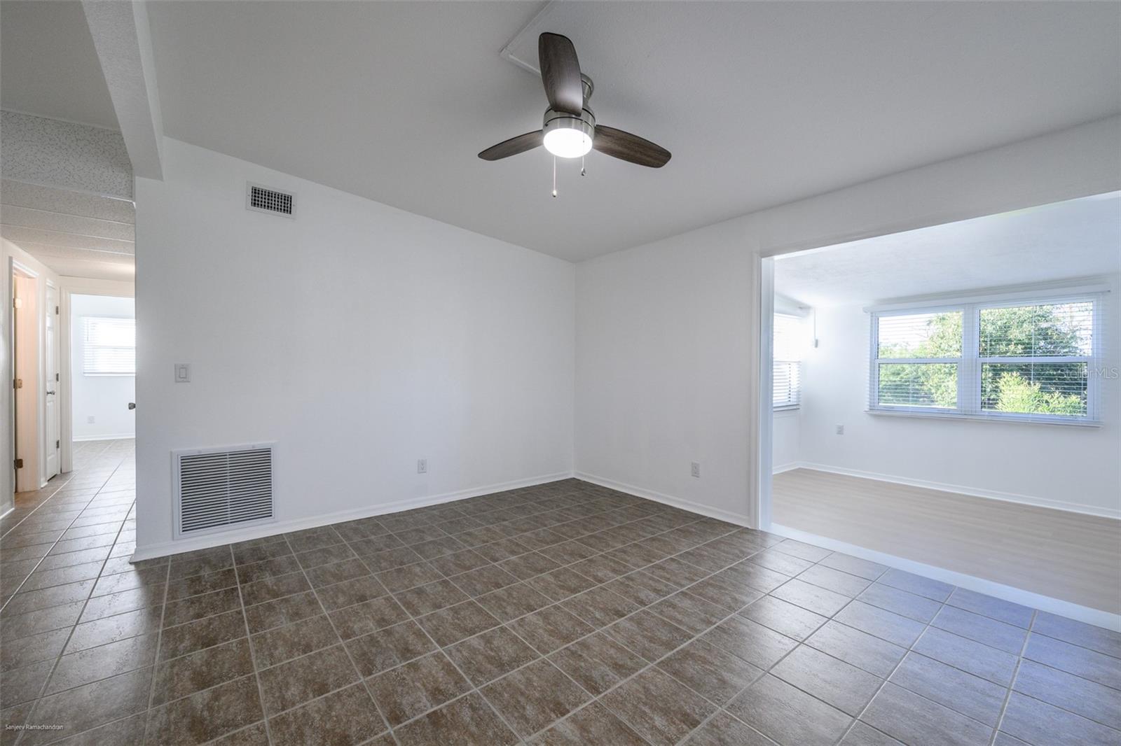 Image 9 of 35 For 927 Olympia Avenue