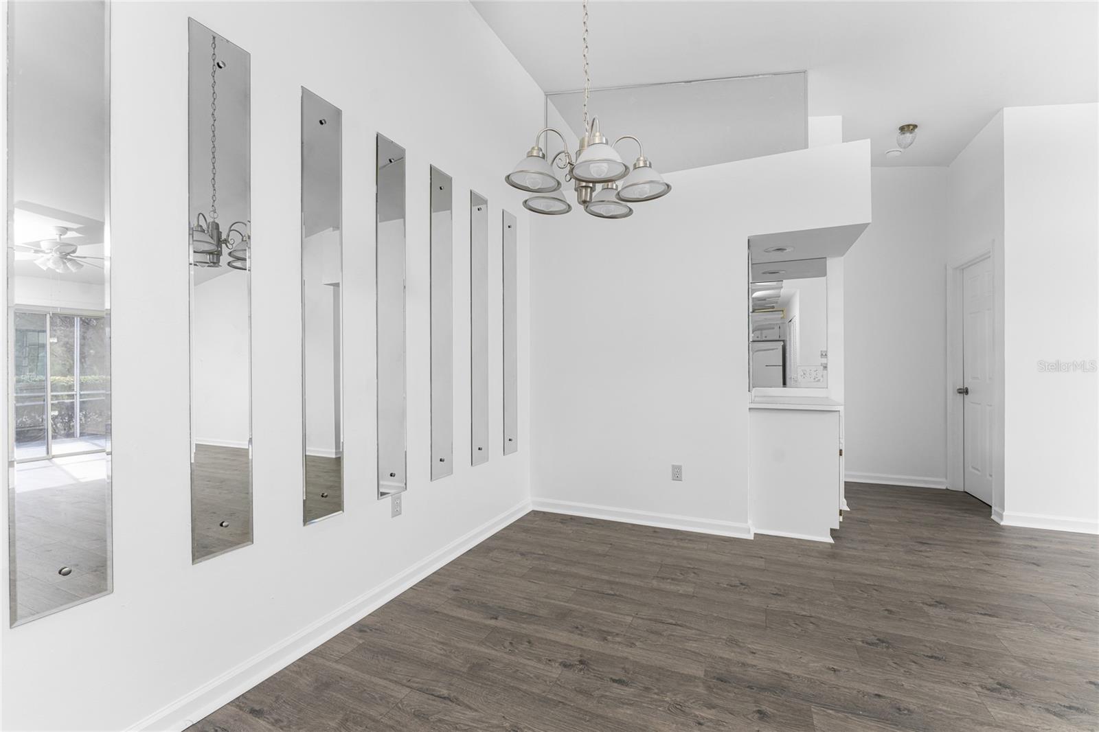 Image 15 of 39 For 3300 Loveland Boulevard 3004