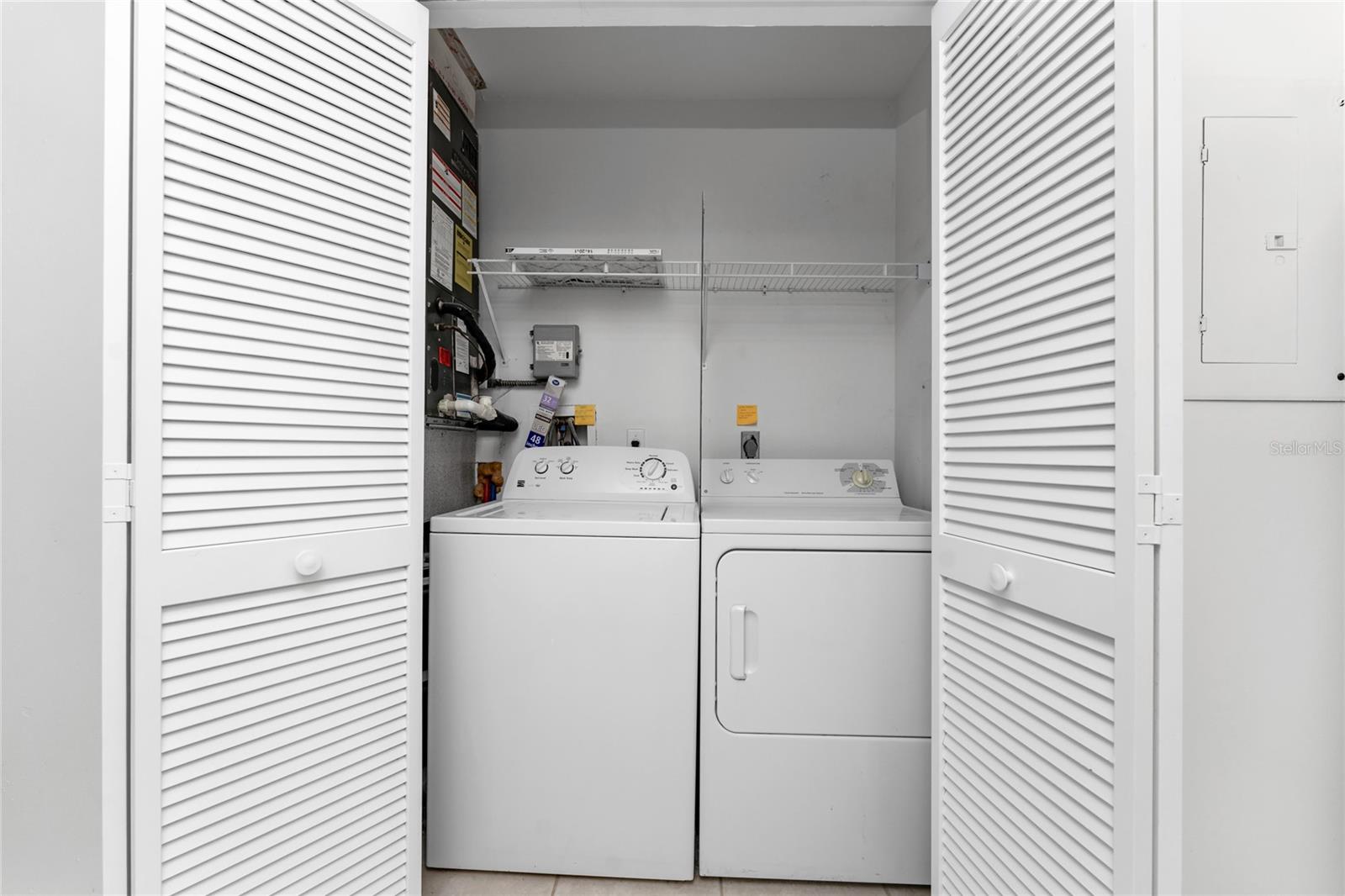 Image 16 of 39 For 3300 Loveland Boulevard 3004