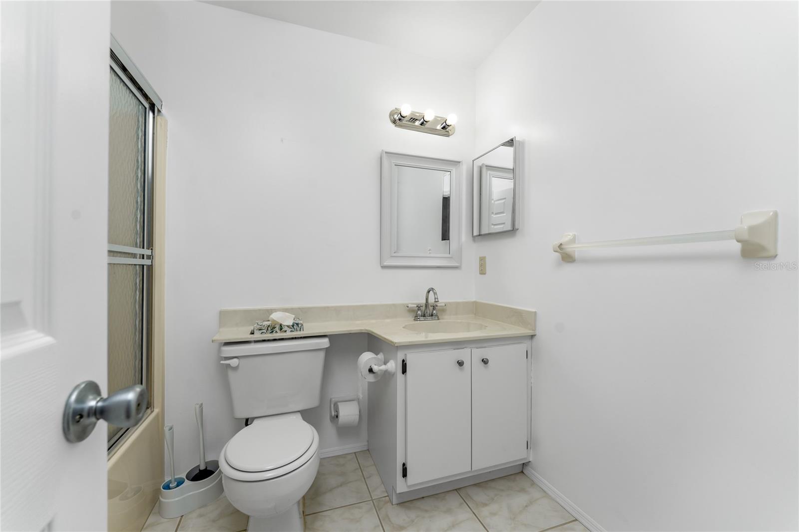 Image 20 of 39 For 3300 Loveland Boulevard 3004