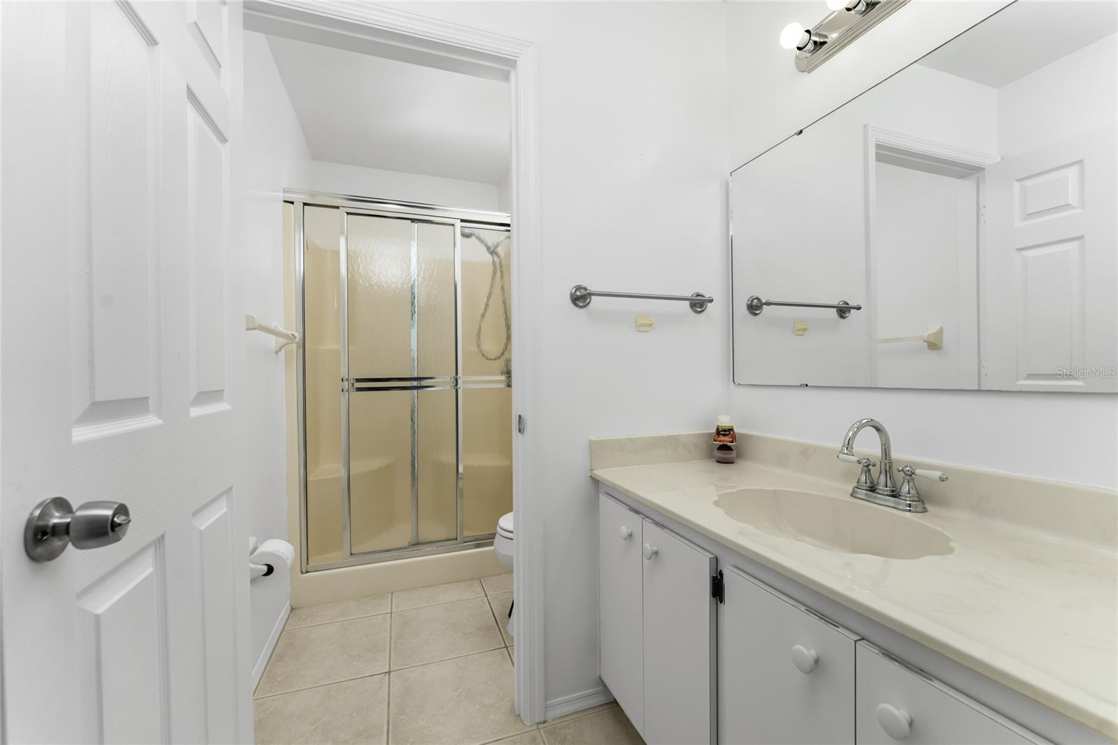 Image 26 of 39 For 3300 Loveland Boulevard 3004