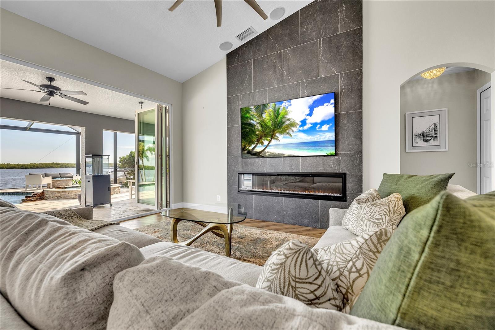 Image 22 of 100 For 3708 Peace River Drive