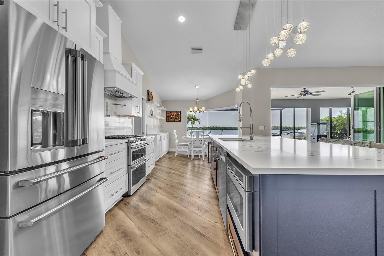 Image 27 of 100 For 3708 Peace River Drive