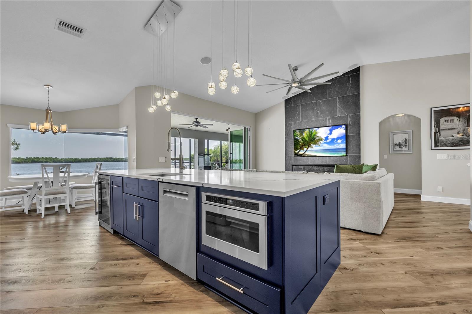 Image 28 of 100 For 3708 Peace River Drive