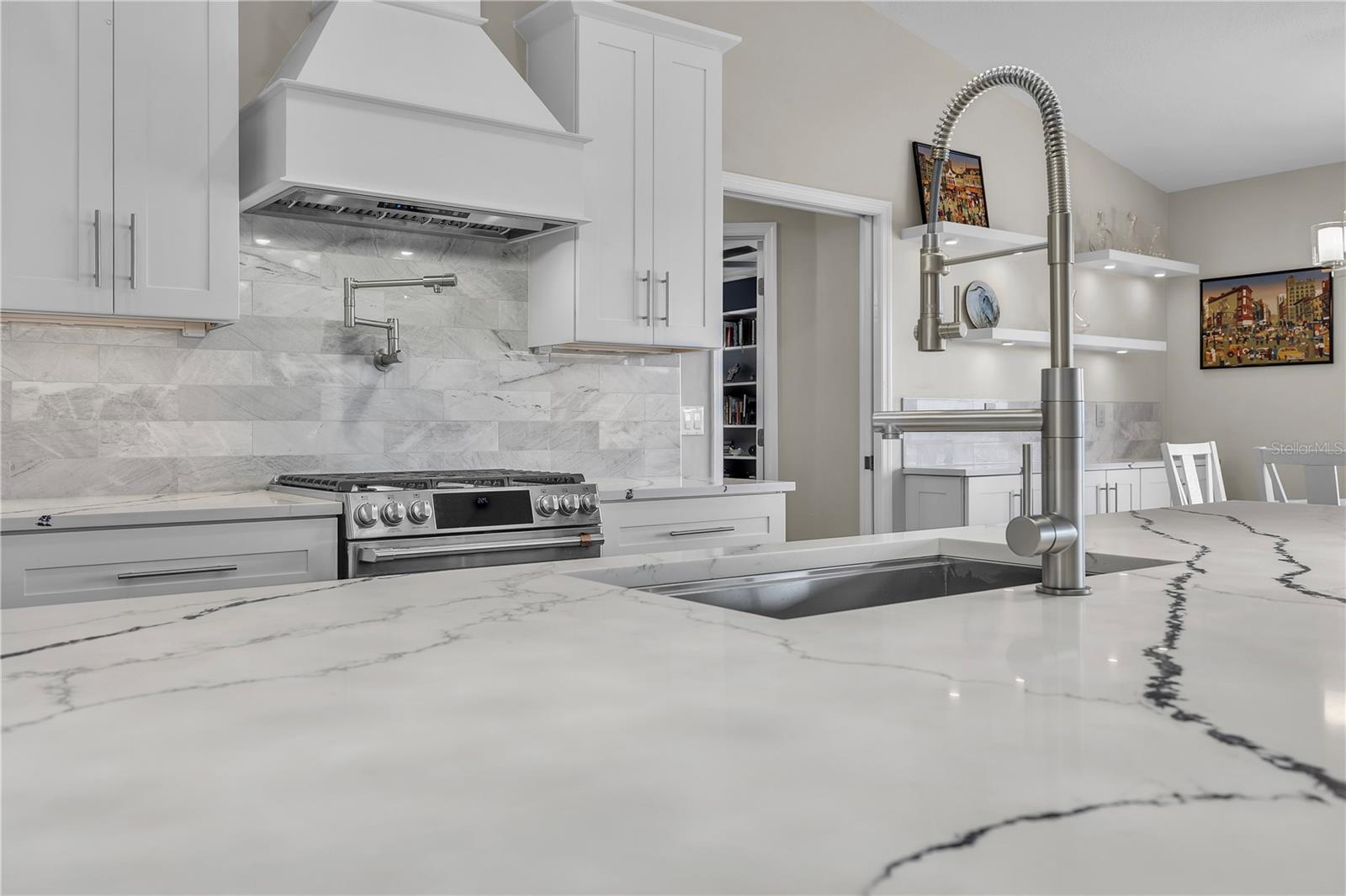 Image 32 of 100 For 3708 Peace River Drive