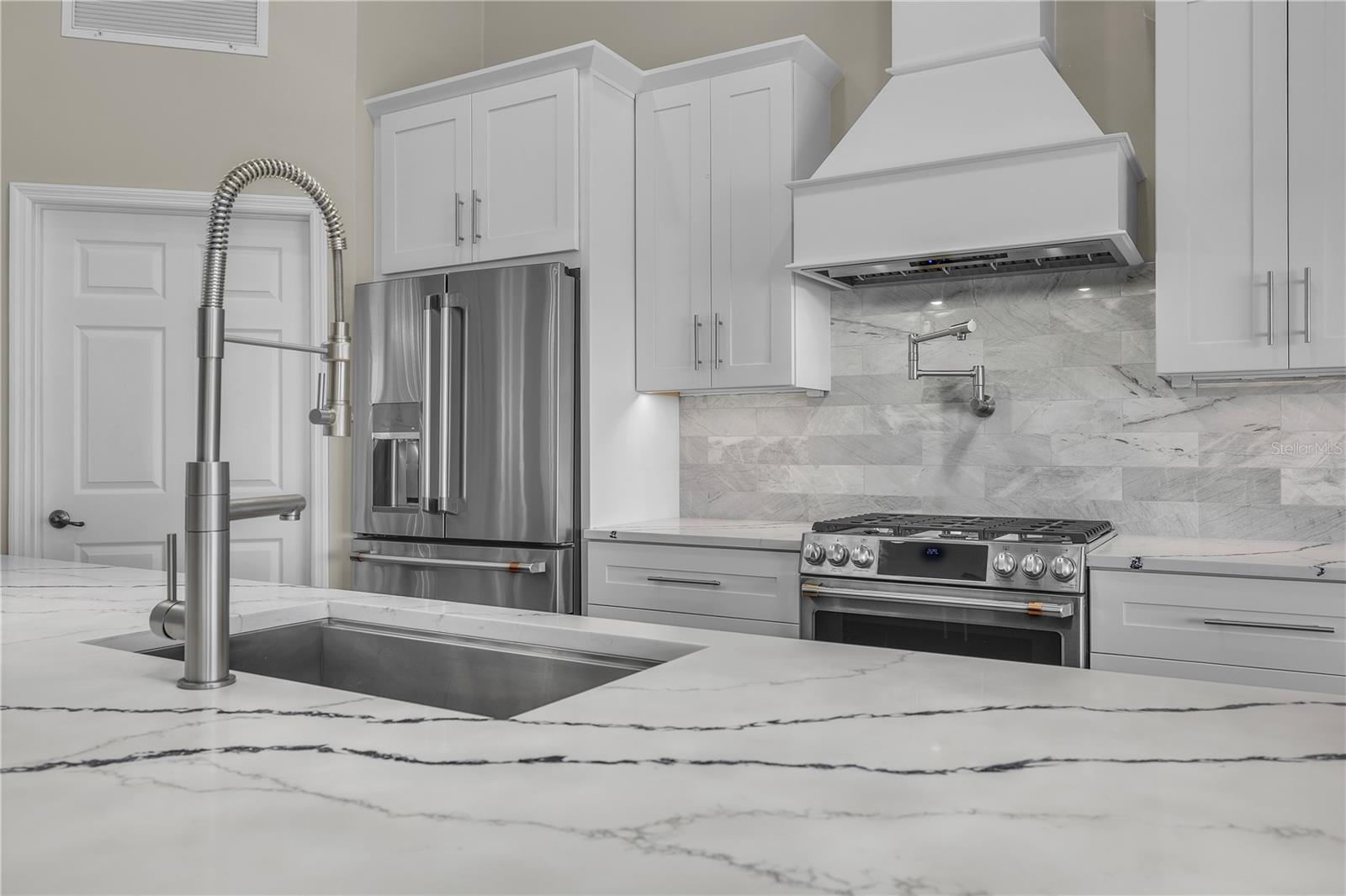 Image 34 of 100 For 3708 Peace River Drive