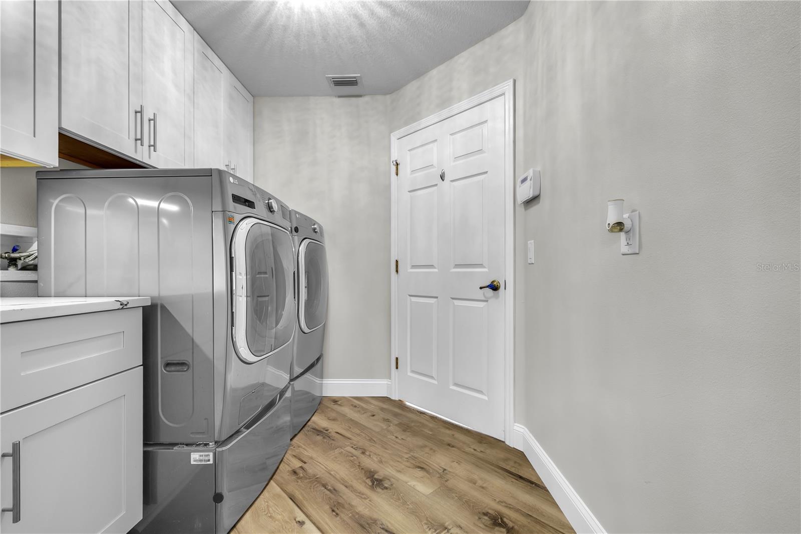 Image 72 of 100 For 3708 Peace River Drive