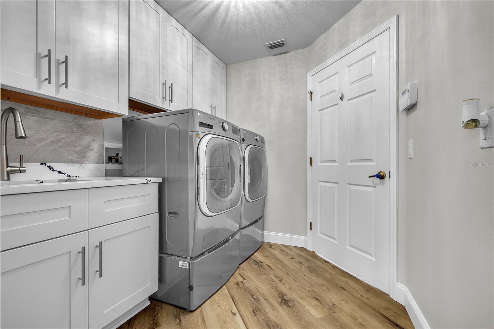 Image 73 of 100 For 3708 Peace River Drive