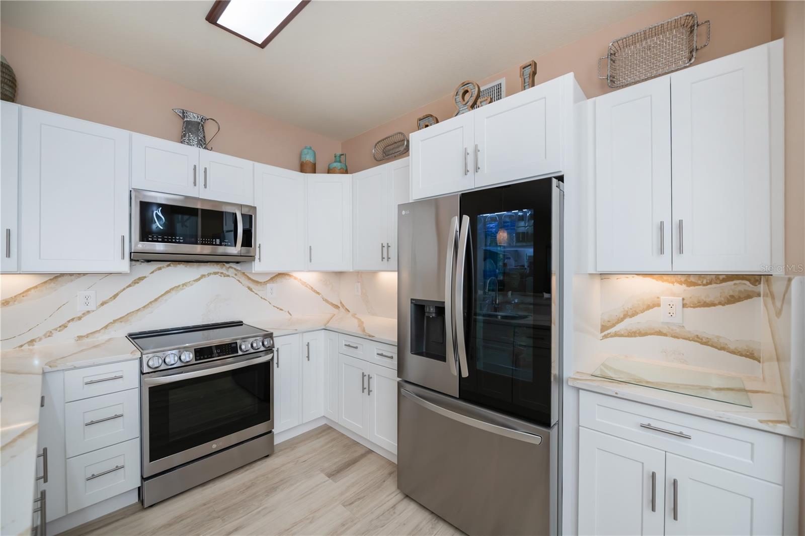 Image 13 of 76 For 5115 Melbourne Street A103