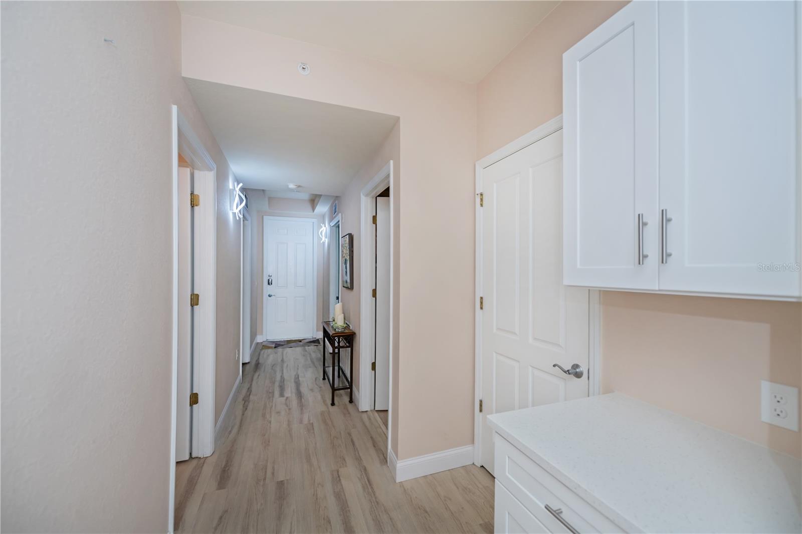 Image 18 of 76 For 5115 Melbourne Street A103