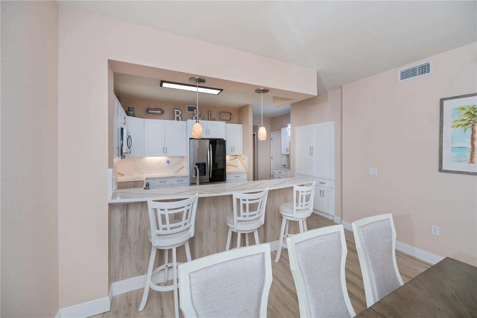 Image 23 of 76 For 5115 Melbourne Street A103