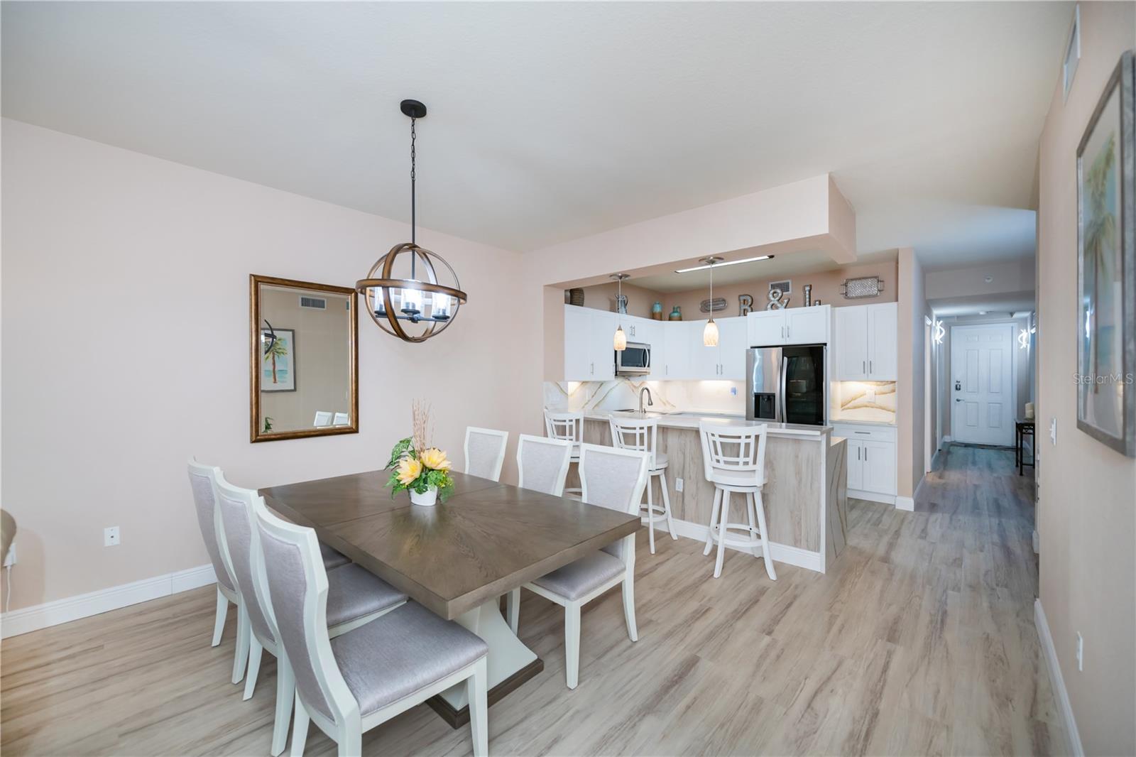 Image 24 of 76 For 5115 Melbourne Street A103