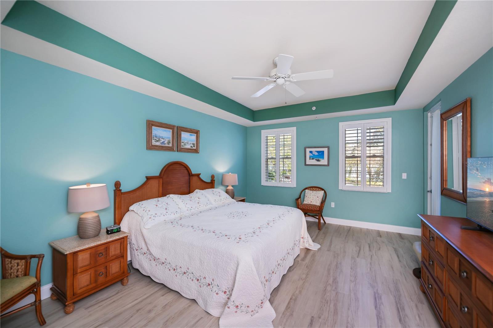 Image 34 of 76 For 5115 Melbourne Street A103