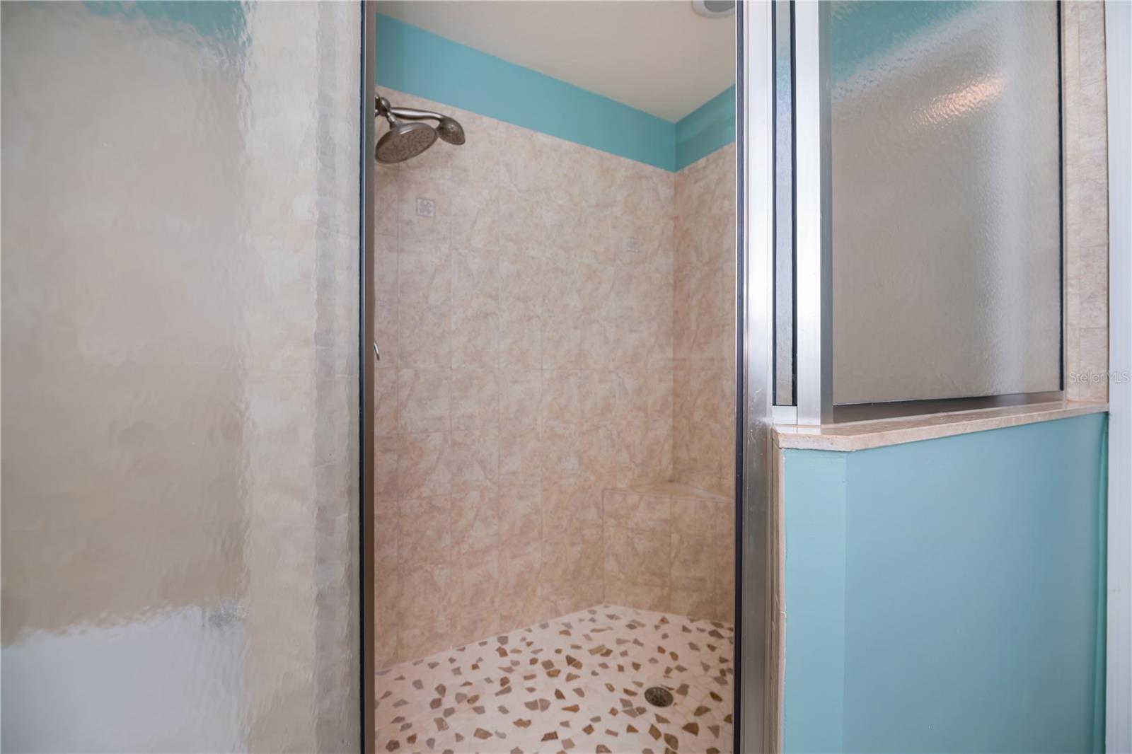 Image 38 of 76 For 5115 Melbourne Street A103