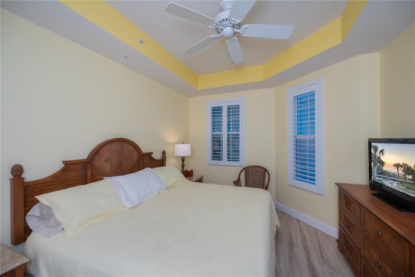 Image 43 of 76 For 5115 Melbourne Street A103