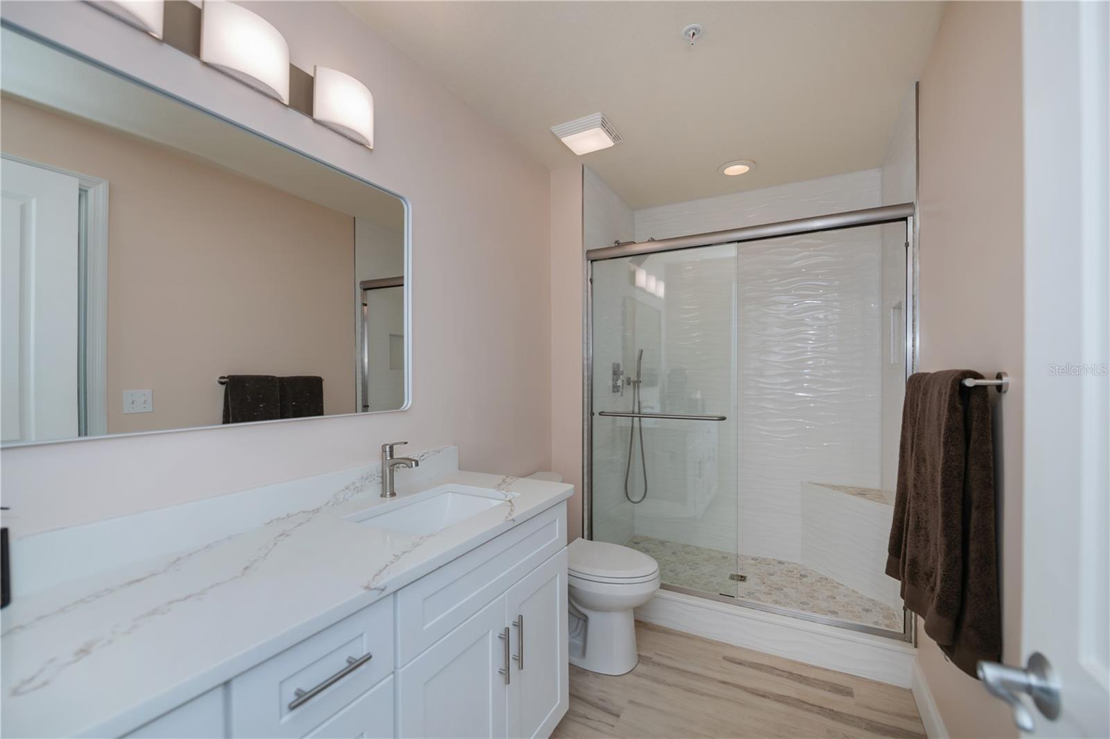 Image 45 of 76 For 5115 Melbourne Street A103