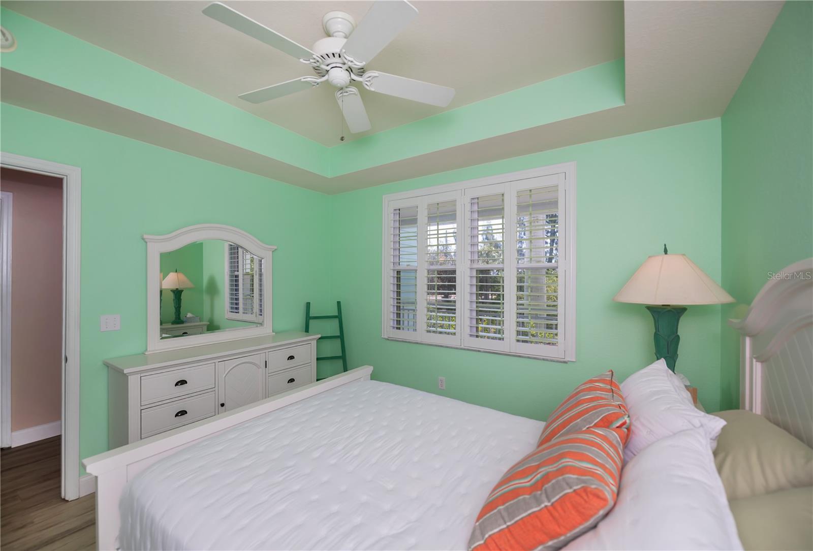 Image 49 of 76 For 5115 Melbourne Street A103