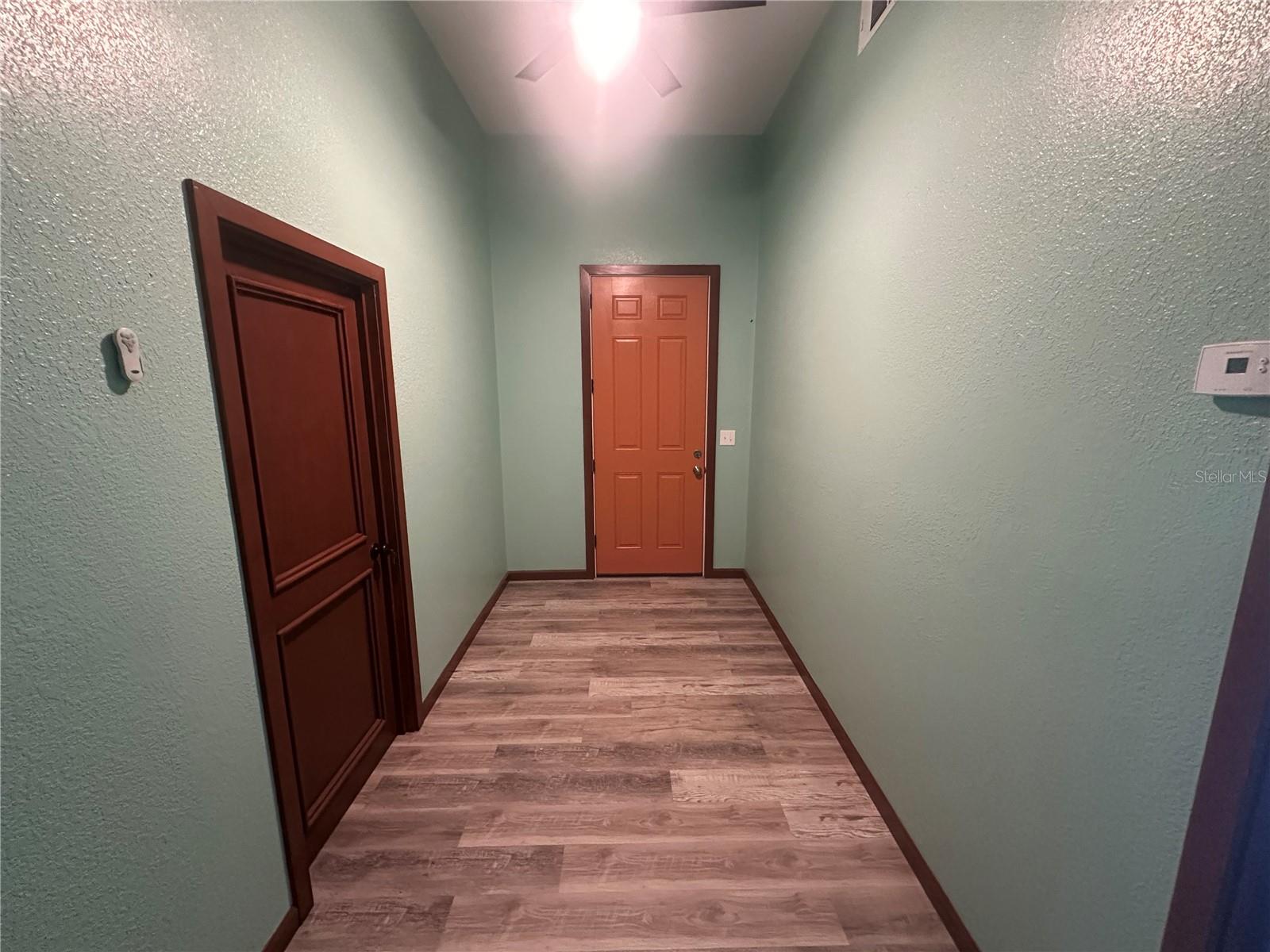 Image 17 of 37 For 503 Polk Avenue