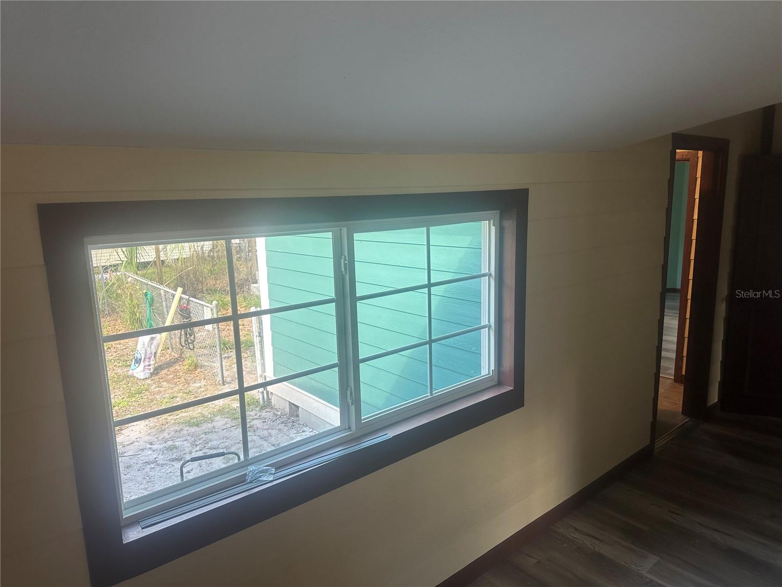 Image 21 of 37 For 503 Polk Avenue