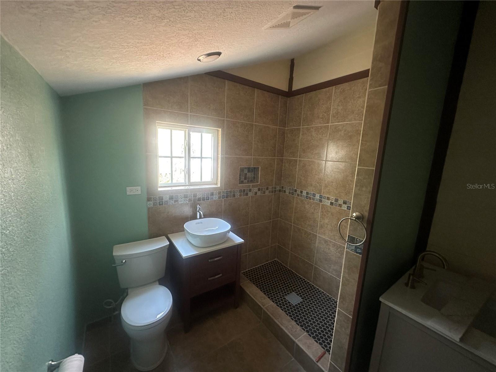 Image 30 of 37 For 503 Polk Avenue