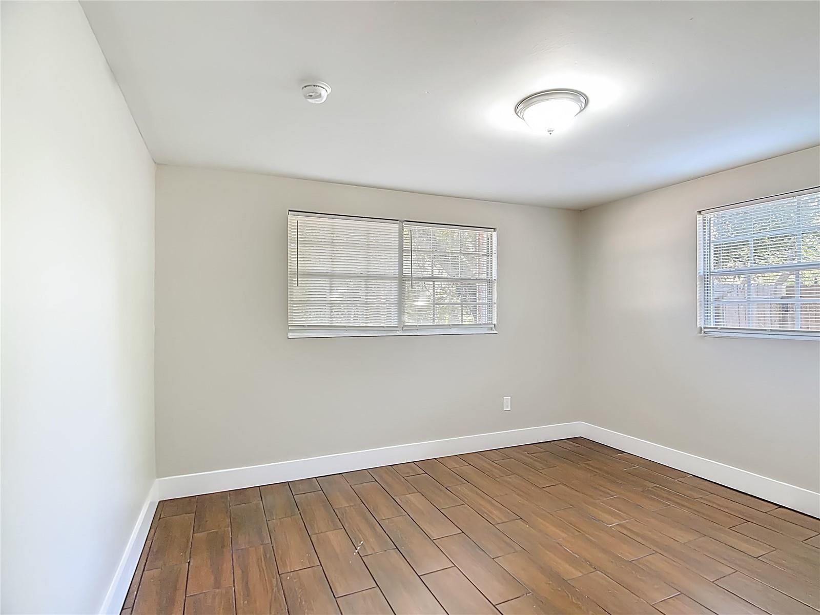 Image 21 of 45 For 108 Avenue A Wahneta E A