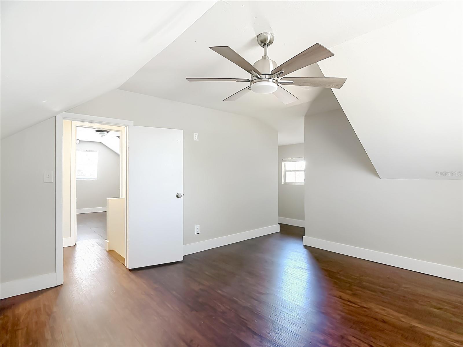 Image 29 of 45 For 108 Avenue A Wahneta E A