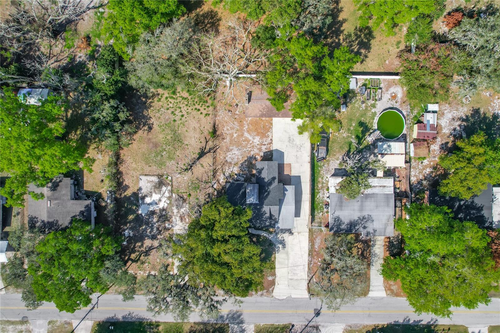 Image 3 of 45 For 108 Avenue A Wahneta E A